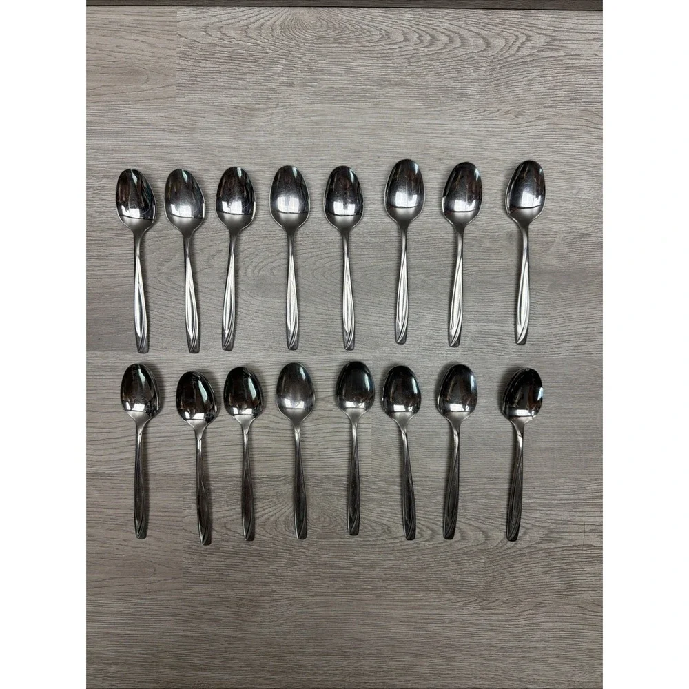 Lot Of 16 International Silver Company Teaspoons. IS CO Stainless USA Made!